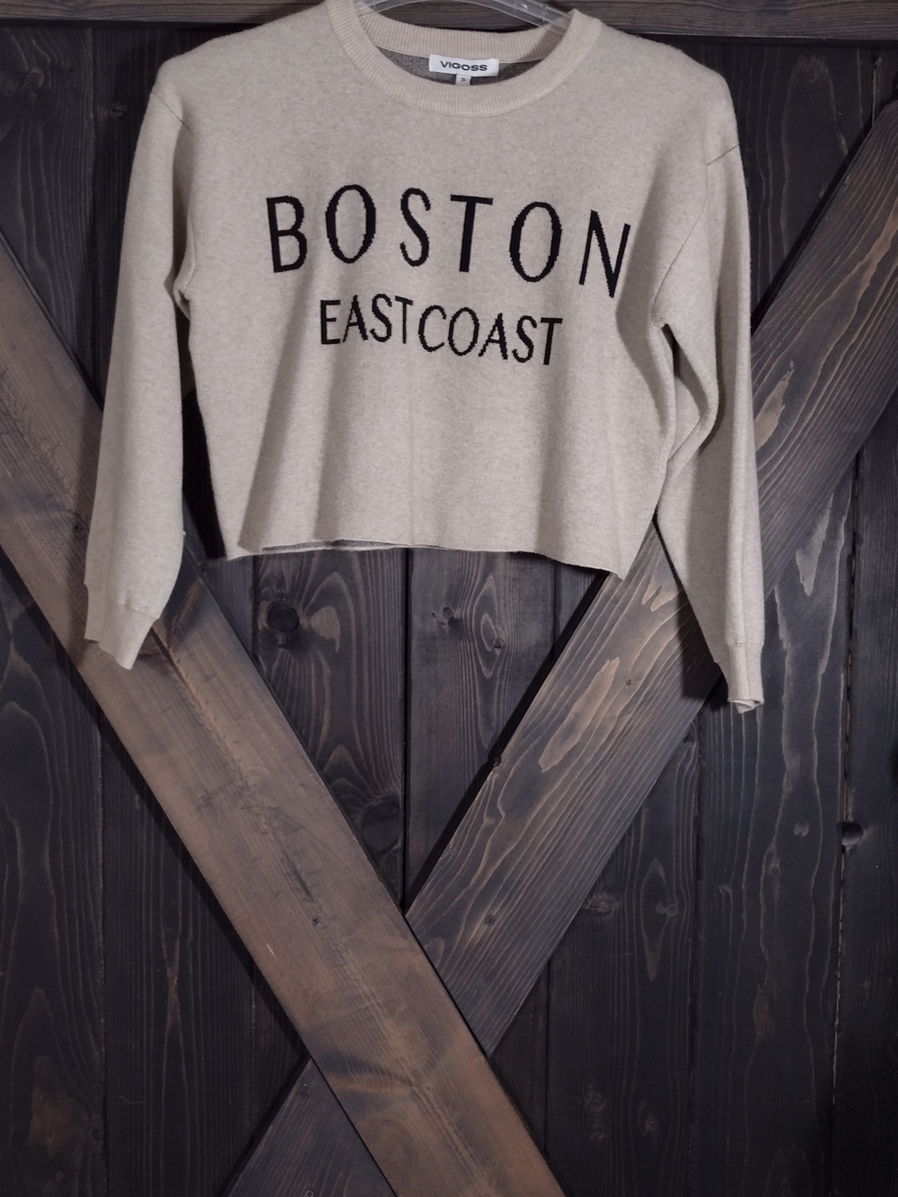 Viooss Cream "Boston East Coast" Cropped Sweater NWT Size small